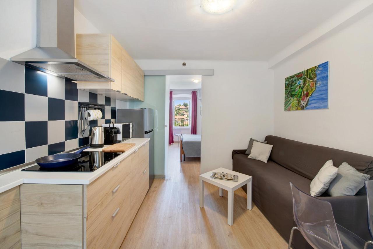 Taronico Apartments Duck เบลลาโจ ภายนอก รูปภาพ