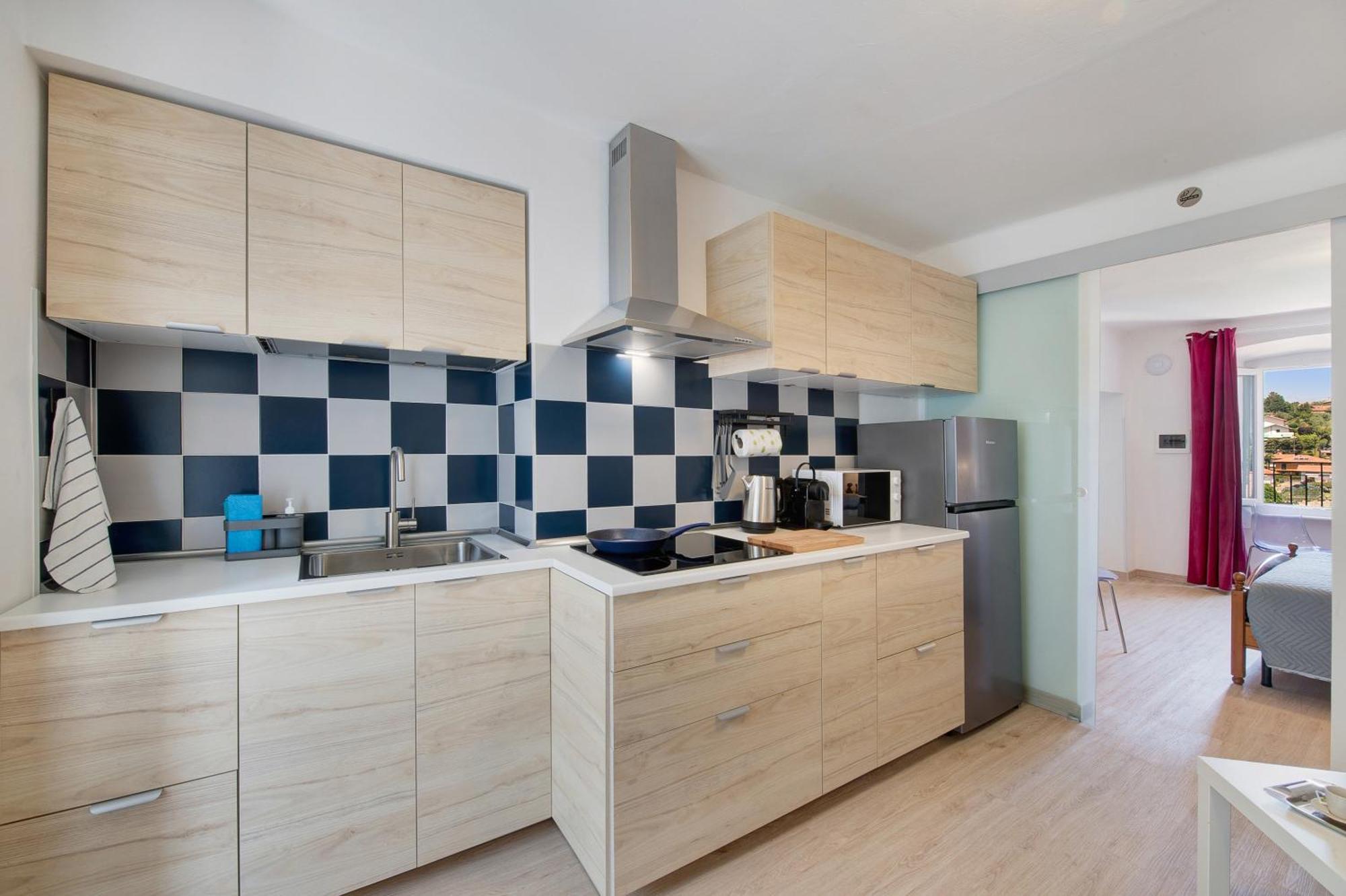 Taronico Apartments Duck เบลลาโจ ภายนอก รูปภาพ