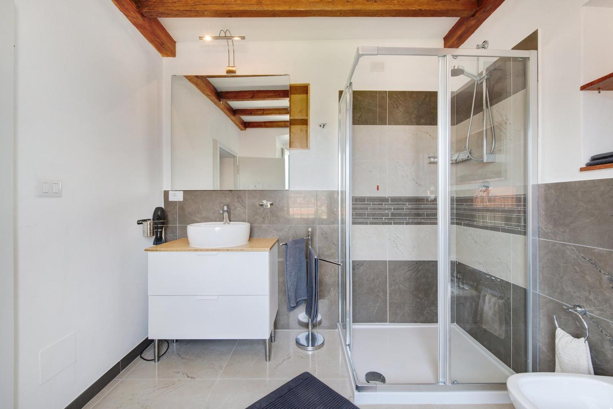 Taronico Apartments Duck เบลลาโจ ภายนอก รูปภาพ